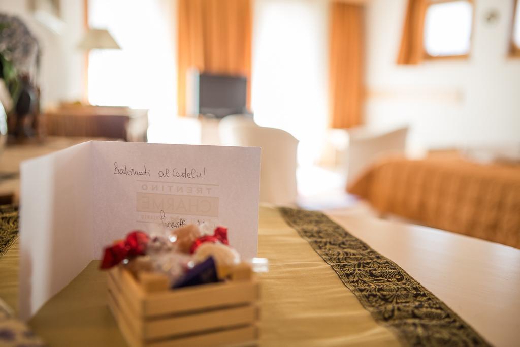 Castelir Suite Hotel Panchia Ruang foto