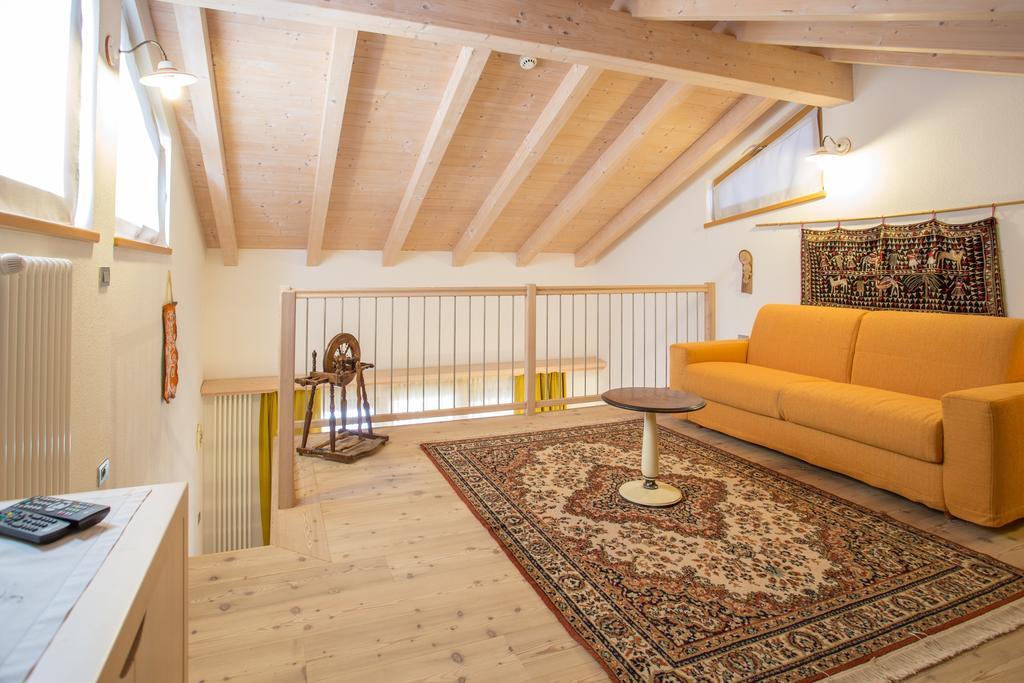 Castelir Suite Hotel Panchia Ruang foto