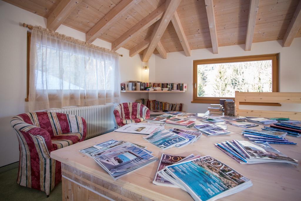 Castelir Suite Hotel Panchia Bagian luar foto