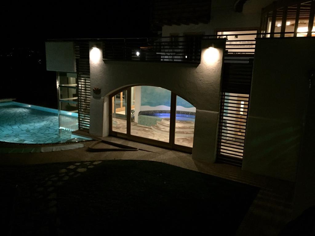 Castelir Suite Hotel Panchia Bagian luar foto